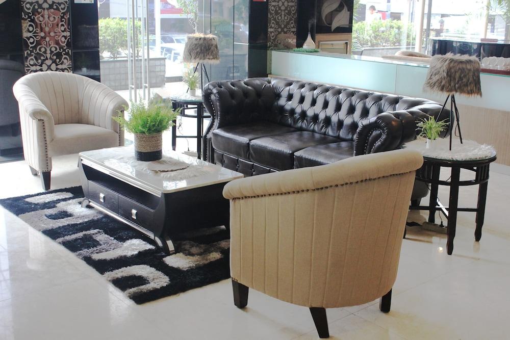 Hermes Palace Hotel Medan Zewnętrze zdjęcie