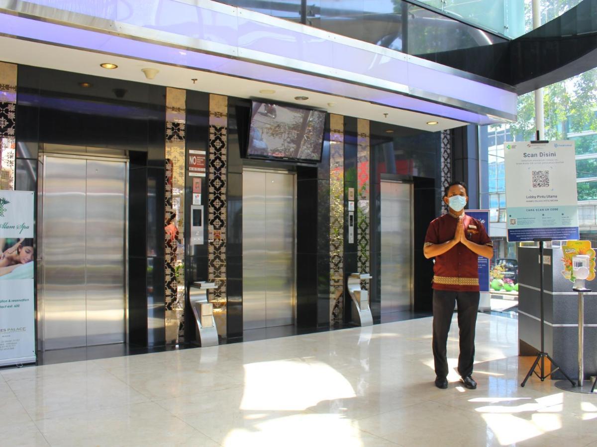 Hermes Palace Hotel Medan Zewnętrze zdjęcie