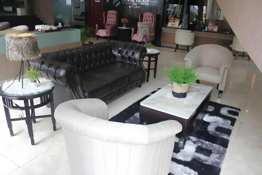 Hermes Palace Hotel Medan Zewnętrze zdjęcie