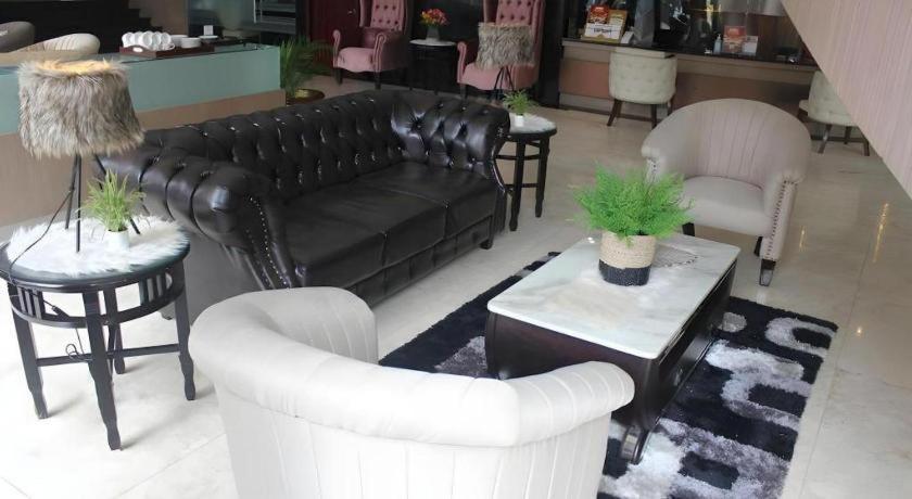 Hermes Palace Hotel Medan Zewnętrze zdjęcie
