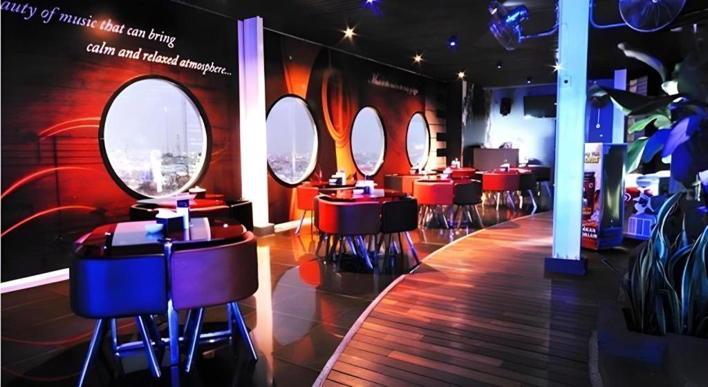 Hermes Palace Hotel Medan Zewnętrze zdjęcie